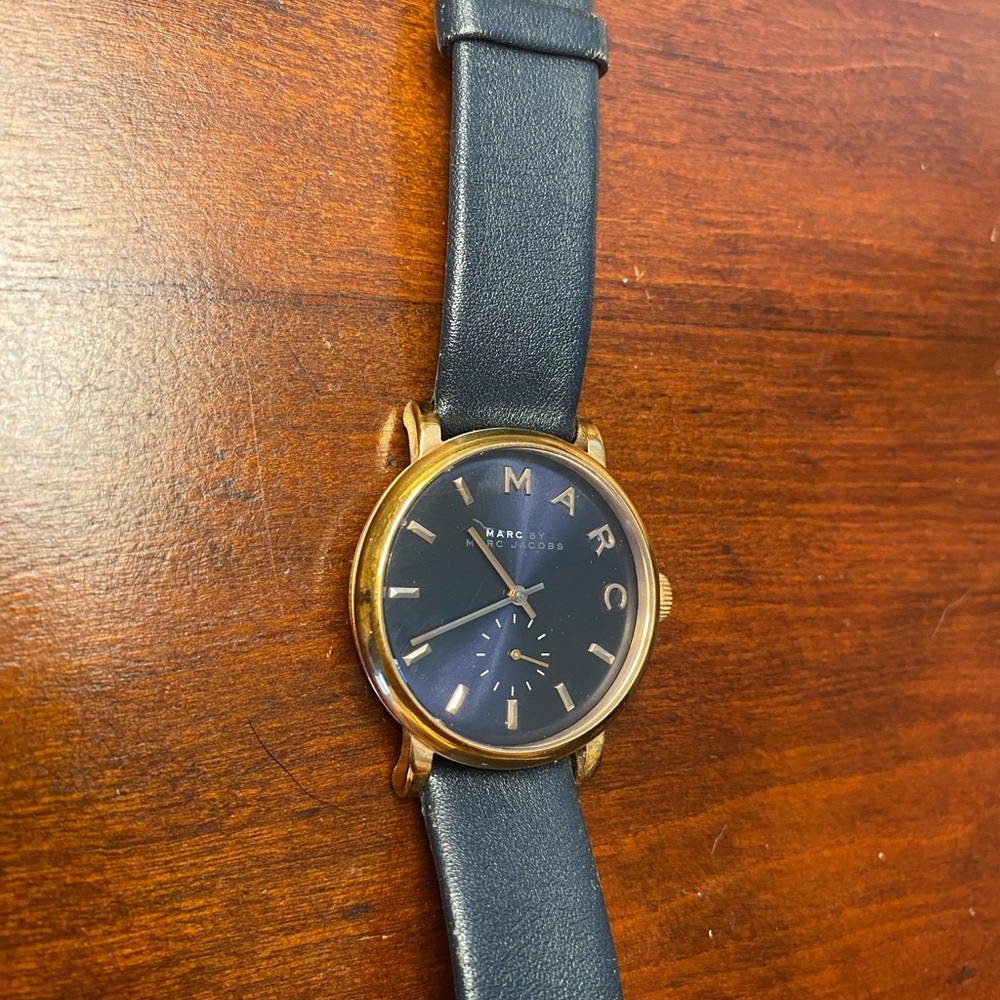 Marc Jacob’s rose gold and navy watch